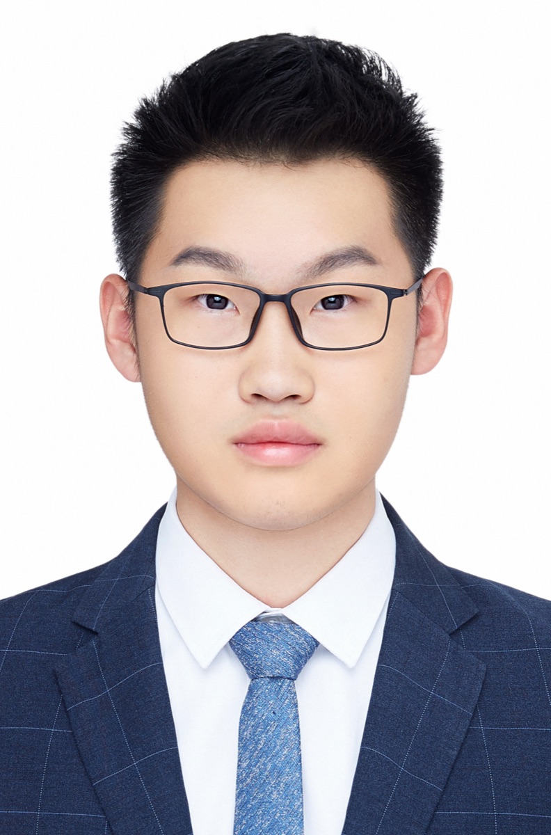 Portrait of Haoxuan Li